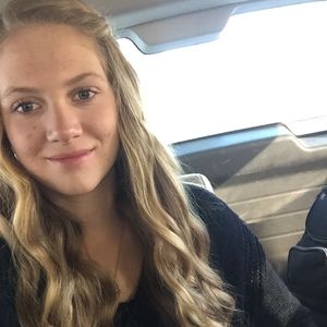 Meet your Posher, Averi